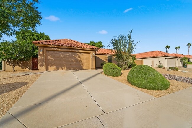 Photo - Beautiful 3 Bed/ 2.5 Bath Scottsdale Home I Near Kierland - Prime Location