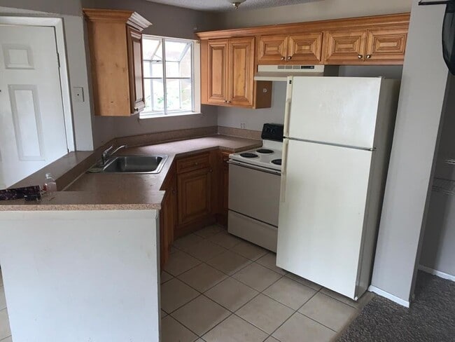 Photo - 1/1 Condo available on Plaza. Close to Mall at Millenia, Orlando Unit 180