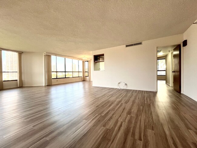 Photo - Punchbowl- Continental Plaza: Large 2BR, 2... Unit 501