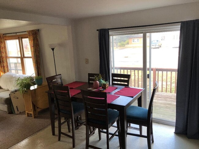 Photo - 1101 Rogers St