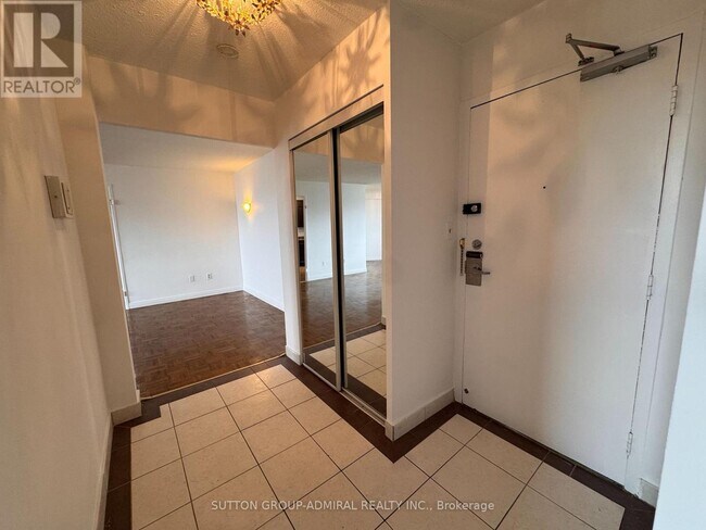 Photo - 5 Shady Golfway Unité 1201