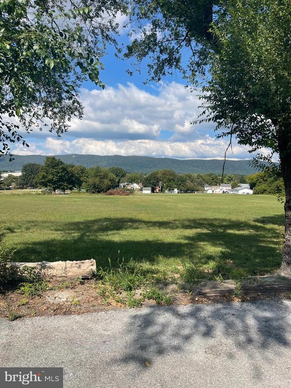 Photo - 104 Linden Ln