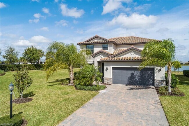 Photo - 4 BR home Estero