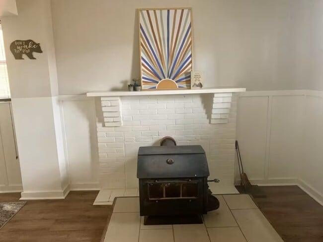 Photo - 621 Durrett Town Rd