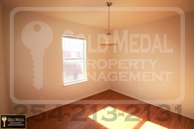 Photo - 2806 Cantabrian Dr