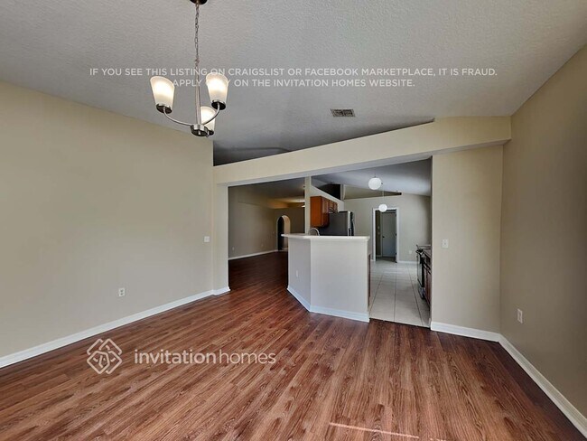 Photo - 527 Stonewall Ave