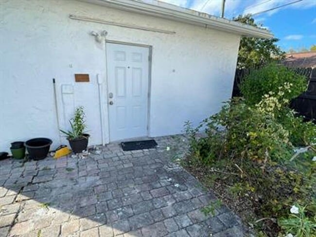 Photo - 1912 N 20th Ave Unit REAR