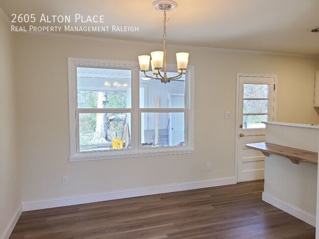 Photo - 2605 Alton Pl