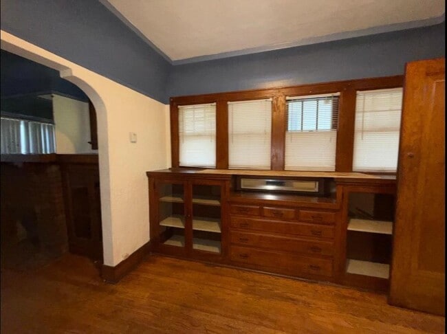 Photo - 5439 N 40th St Unit 5439 Lower
