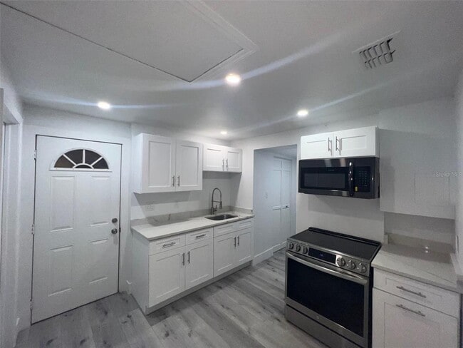 Photo - 6439 Willow Wood Ln