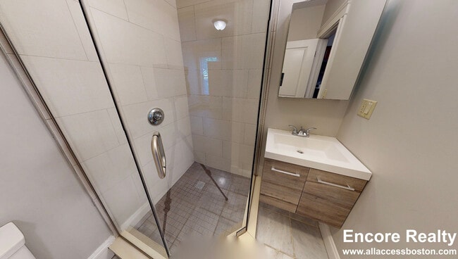 Photo - 11 Beacon St Unit 1