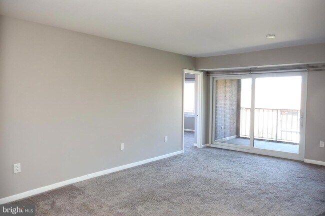 Photo - 7923 Mandan Rd Unit 303