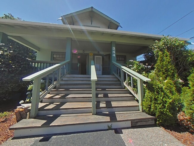 $$ ~ SUMMER SPECIAL ~ 2 Weeks Free Rent ~ ... - $$ ~ SUMMER SPECIAL ~ 2 Weeks Free Rent ~ ... Apartment Unit 344 NW 12th #2