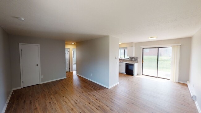 Waynedale Circle Apartments