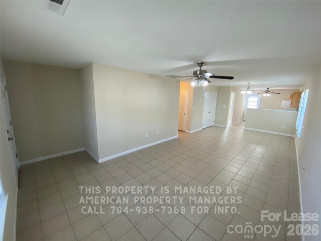 Photo - 4135 Broadstairs Dr SW