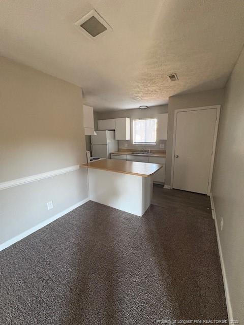 Photo - 833 Applewood Ln