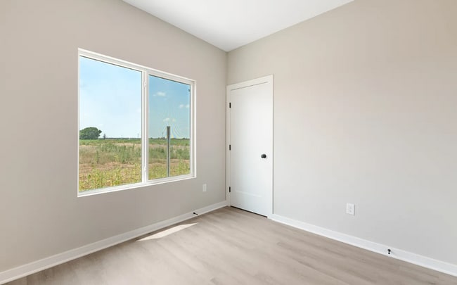 Photo - 2155/57 Reece Unidad 2157 Reece