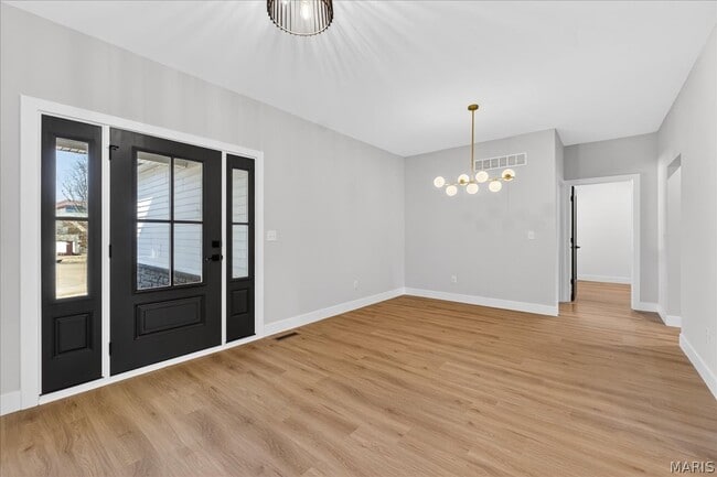 Photo - 15308 Batesville Ct