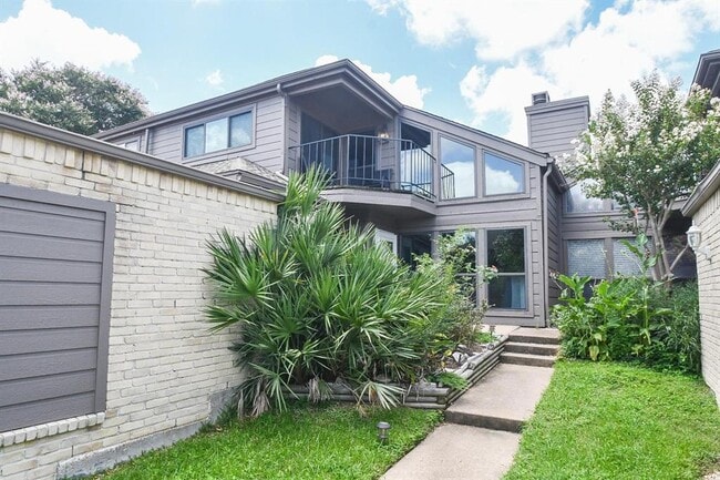 Photo - 18143 Bal Harbour Dr Rental