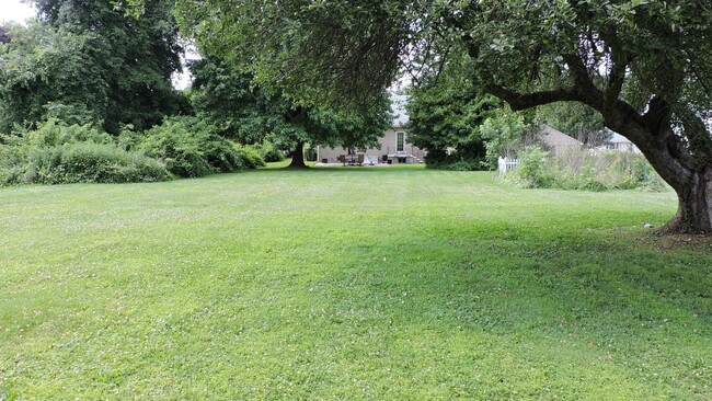 Photo - 4557 Grandview Ave