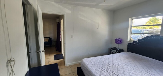 Photo - 2036 NE 26th St Unit 1