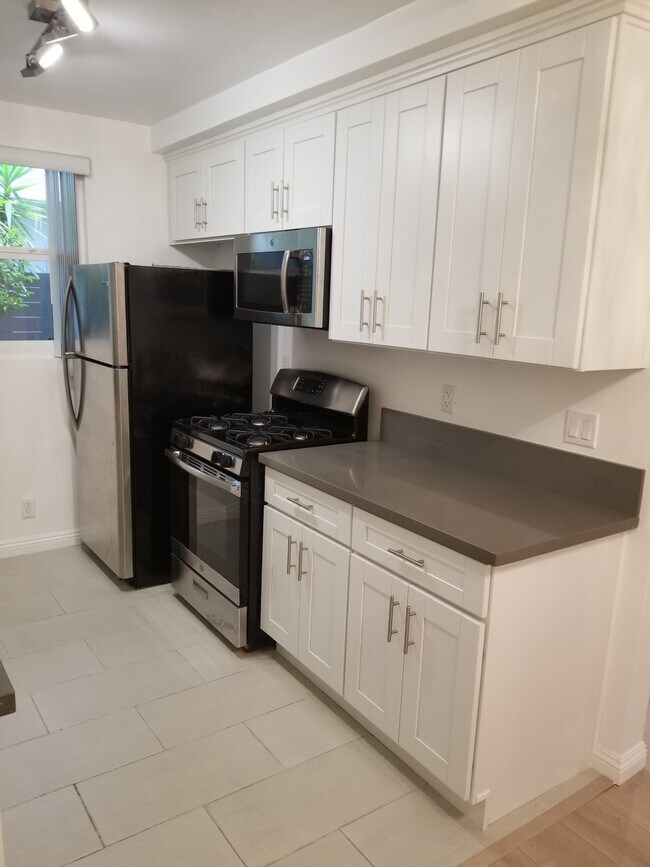 Photo - 1132 S Oakhurst Dr Unit 8