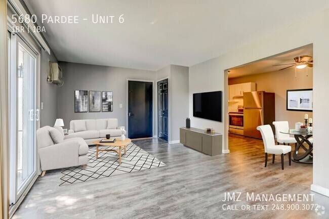 Building Photo - Welcome to the beautiful Z on Pardee Apart... Unit 6 Rental