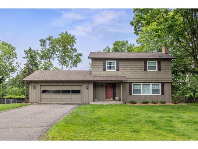 Building Photo - 15605 Boulder Creek Dr Rental