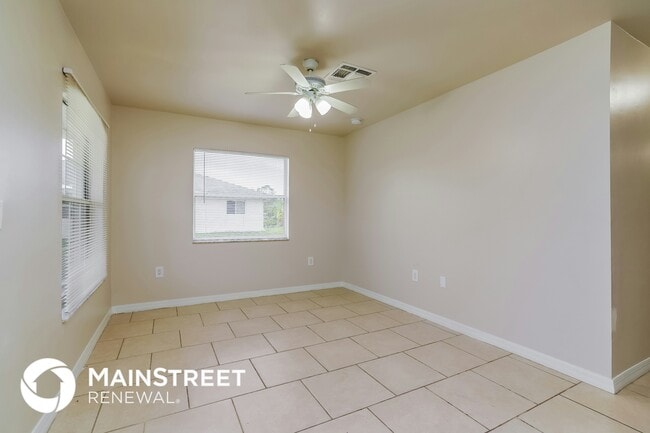 Photo - 427 Vanetta Dr