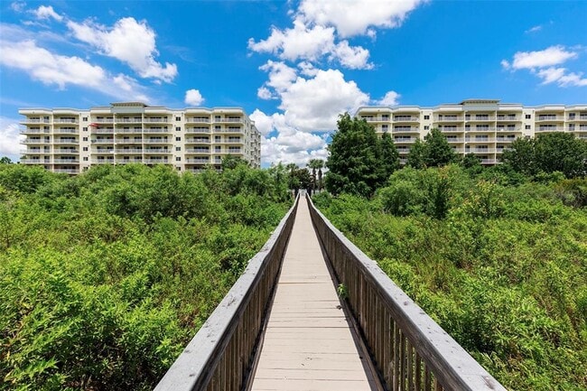 Building Photo - 6312 Buford St Unit 401