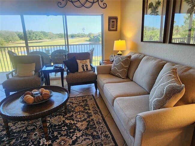 7224 Cedar Hollow Cir