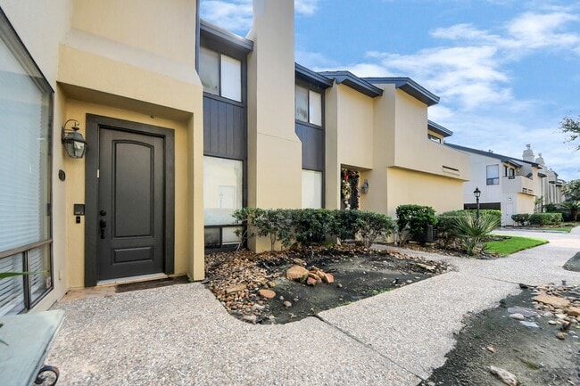 Photo - 1112 Bering Dr