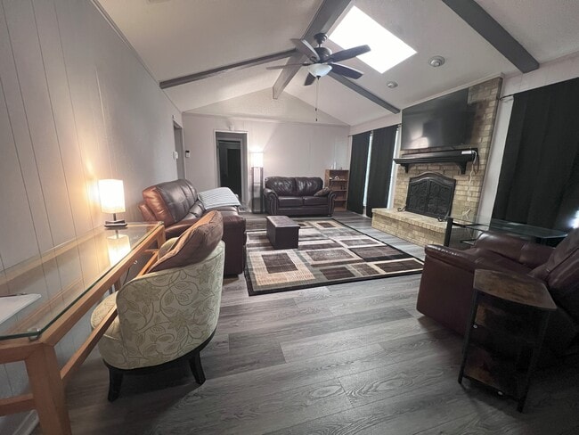 Photo - 2729 Lawndale Dr