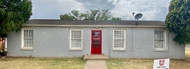 Photo - Handyman Special $0 First Month's Rent / “You fix, you SAVE BIG!!” Contact Mayshell for details: ...