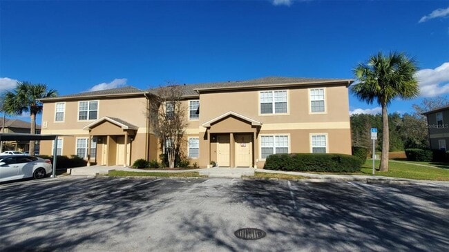 Building Photo - 5914 Willow Ridge Dr Unit 101