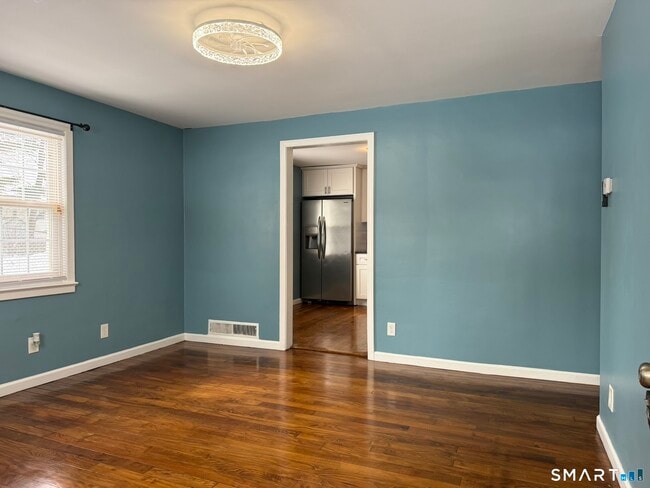 Photo - 22 Higbie Dr