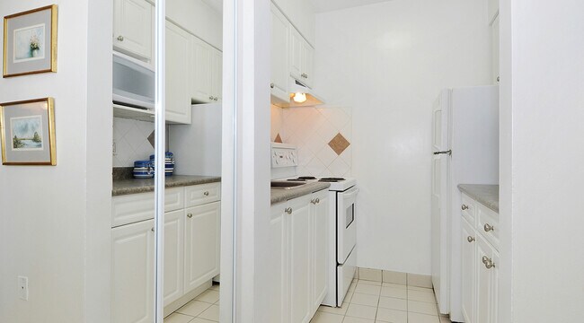 Photo - Hendry House Unit 01409