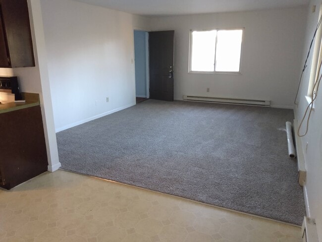 Photo - 4546 Elliot Ave Apartments Unit 3