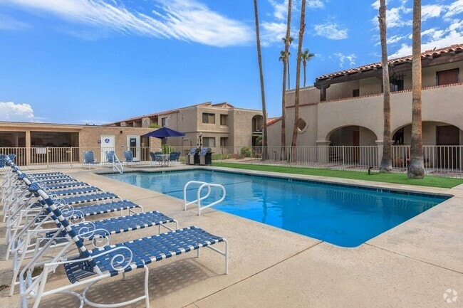 Building Photo - San Jacinto Racquet Club Rental