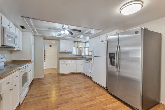 Photo - 3511 S Alder Dr