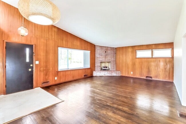 Photo - 2608 W Paseo Blvd