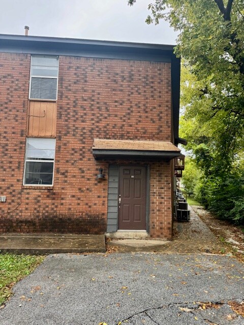 Photo - 920 N Leverett Ave Unit 829