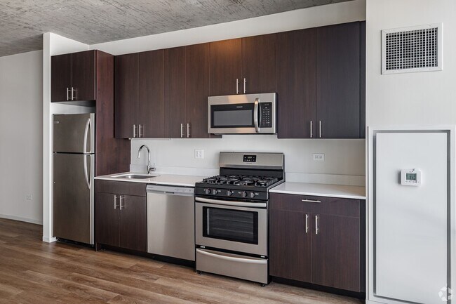 50 E 14th St