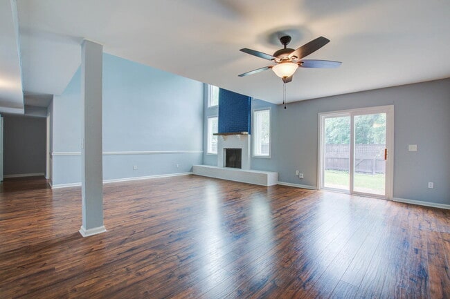 Photo - 1506 Ventura Pl