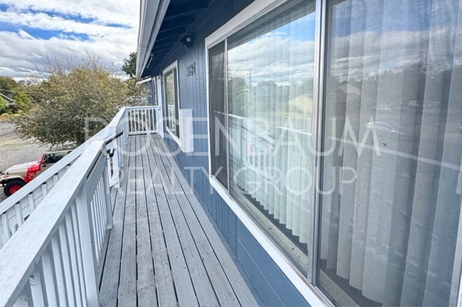 Photo - Charming 2-bedrooms, 1-bath upstairs apartment in the heart of Prescott Valley!
