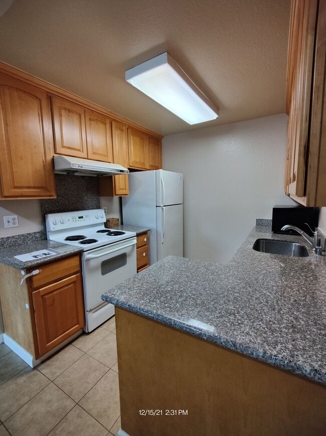 Photo - South Fremont - 2 beds and 2 baths 1st Flo...