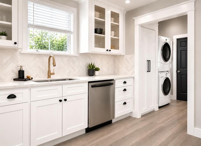 Photo - 2623 Salado St