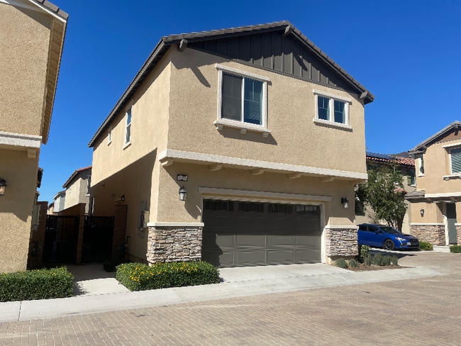 Photo - 16254 Lozano St