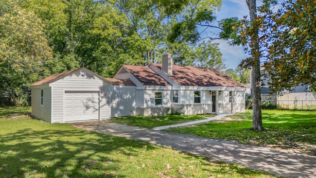 Photo - 3412 Southmont Dr