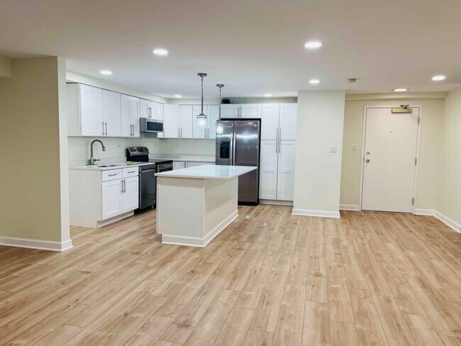 Photo - 6340 Americana Dr Apartment Unit 1112